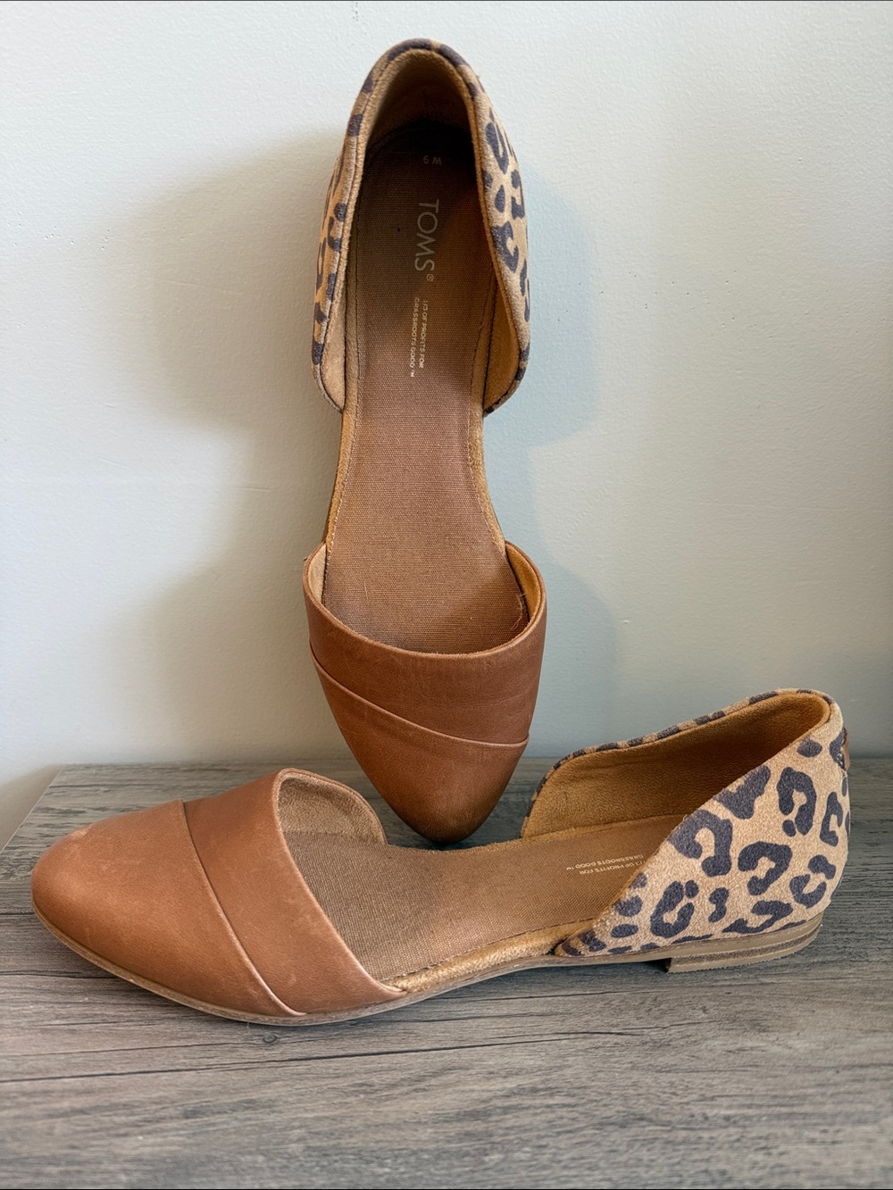 TOMS Brown Leather-Look D'Orsay Flats with Leopard Heel size 9